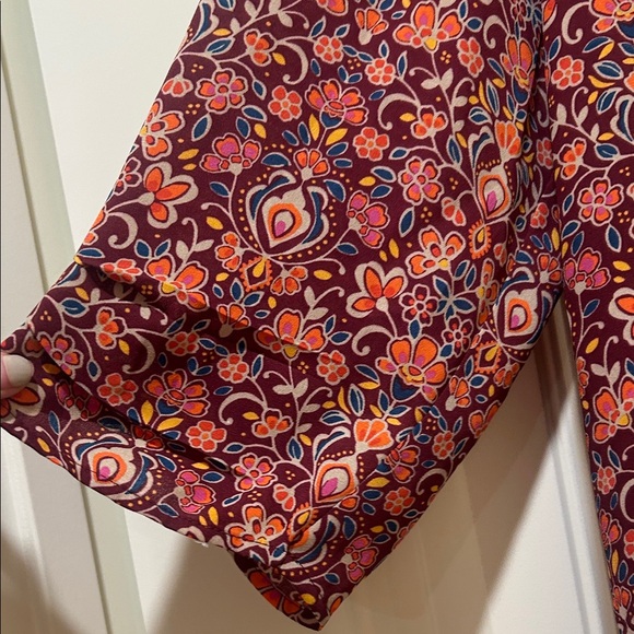DR2 Multicolor Floral Blouse - Picture 2 of 5